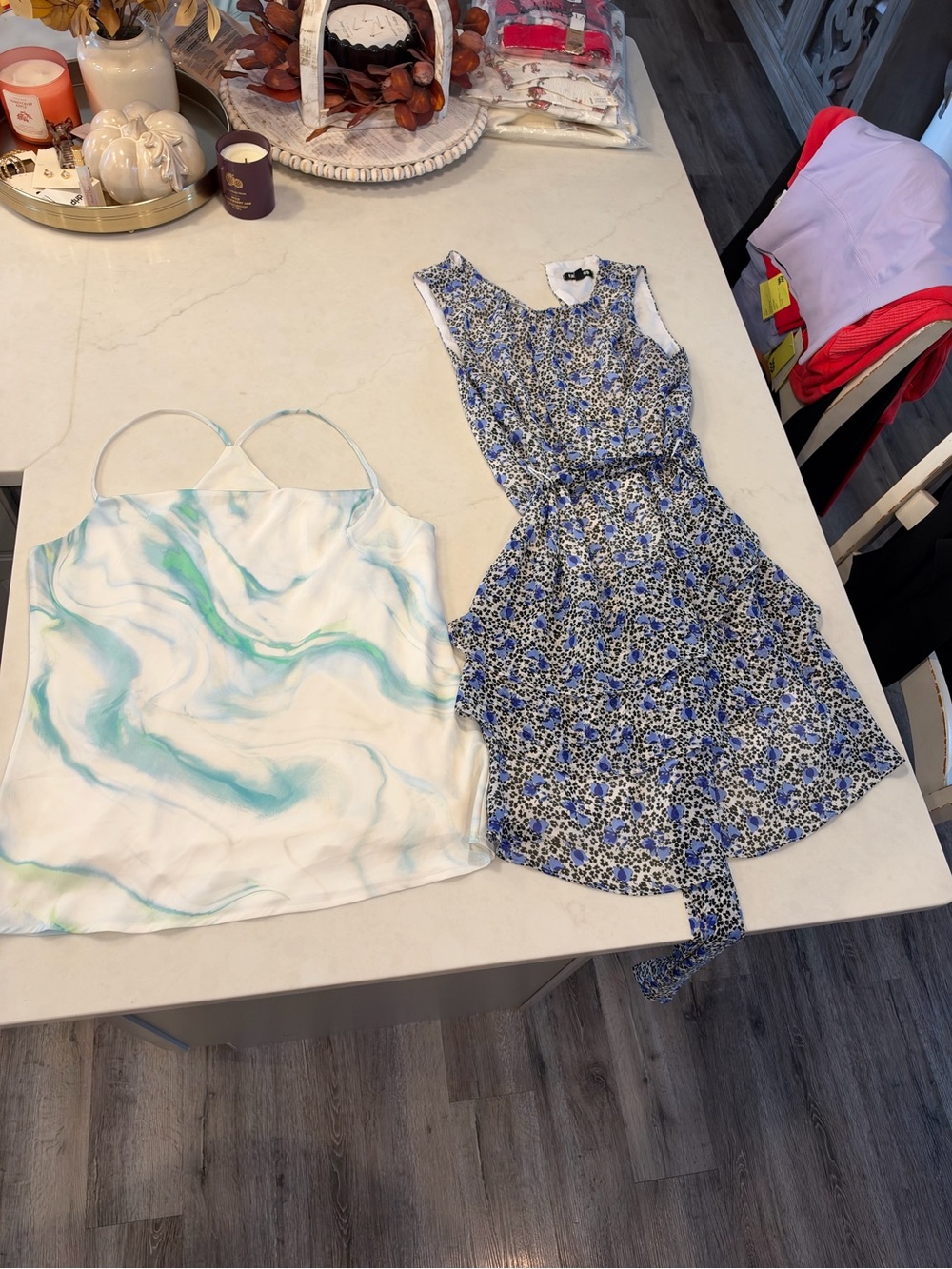 10 Express Dresses & Blouses size M smoke free read description pls ships fast - Picture 6 of 10